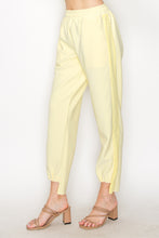 Load image into Gallery viewer, Katie Crepe Knit Pant